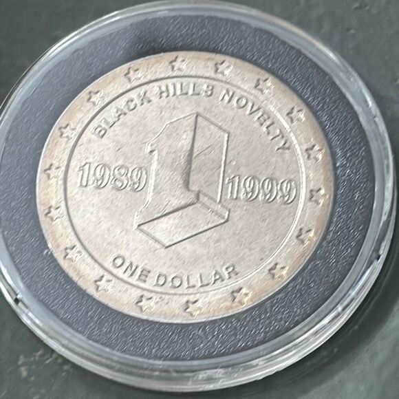 1999 Sturgis Coin Harley Davidson Challenge Token Black Hills Duo Glide 1959 - Picture 2 of 3